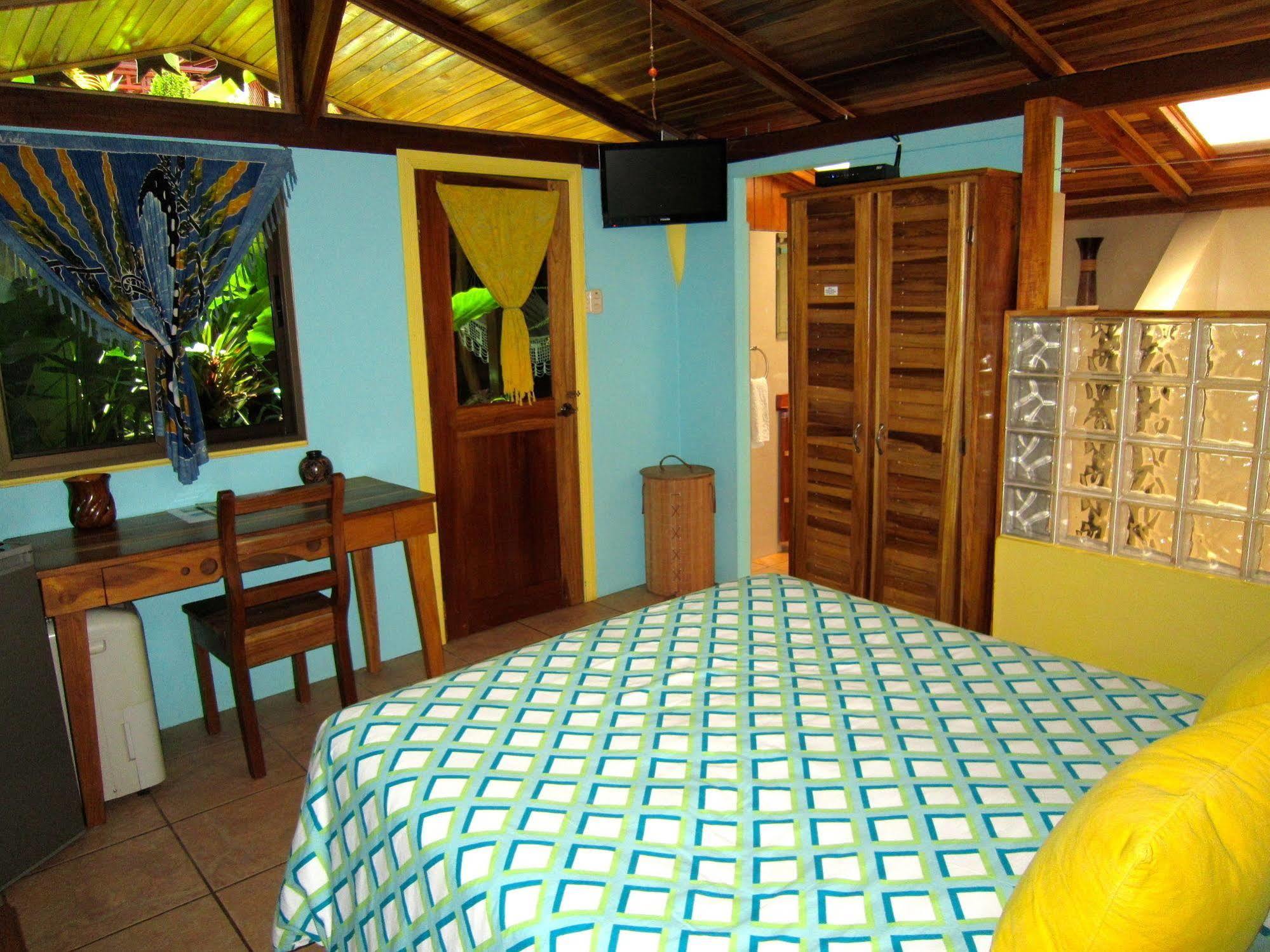 Physis Caribbean Bed & Breakfast Puerto Viejo de Talamanca Luaran gambar