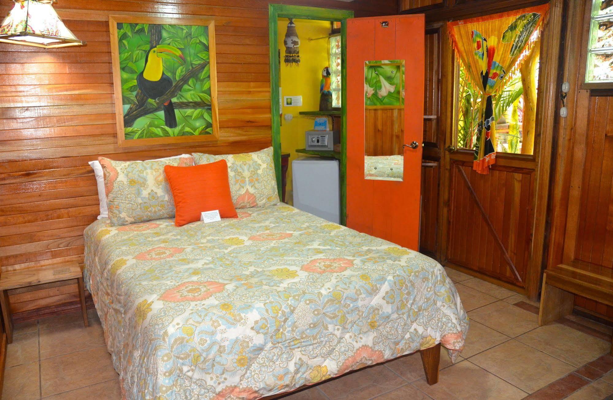 Physis Caribbean Bed & Breakfast Puerto Viejo de Talamanca Luaran gambar